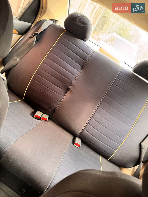 Седан Chevrolet Aveo 2007 в Запорожье