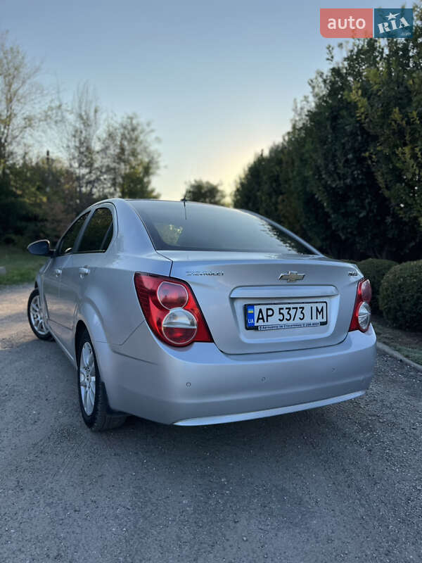 Седан Chevrolet Aveo 2012 в Запорожье