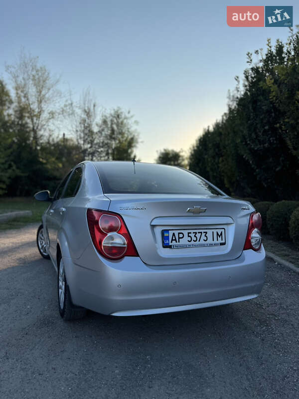 Седан Chevrolet Aveo 2012 в Запорожье