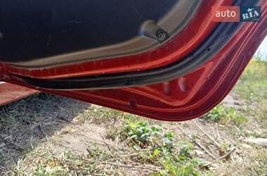 Хэтчбек Chevrolet Aveo 2006 в 