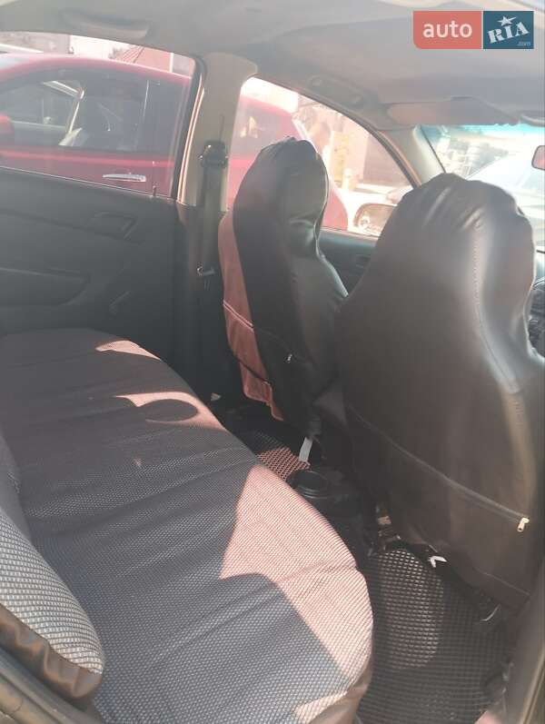 Седан Chevrolet Aveo 2006 в Виннице фото 6 Седан Chevrolet Aveo 2006 в Виннице