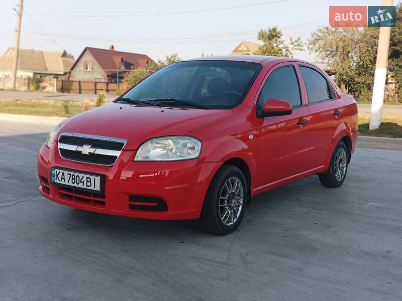 Седан Chevrolet Aveo 2006 в Новом Буге