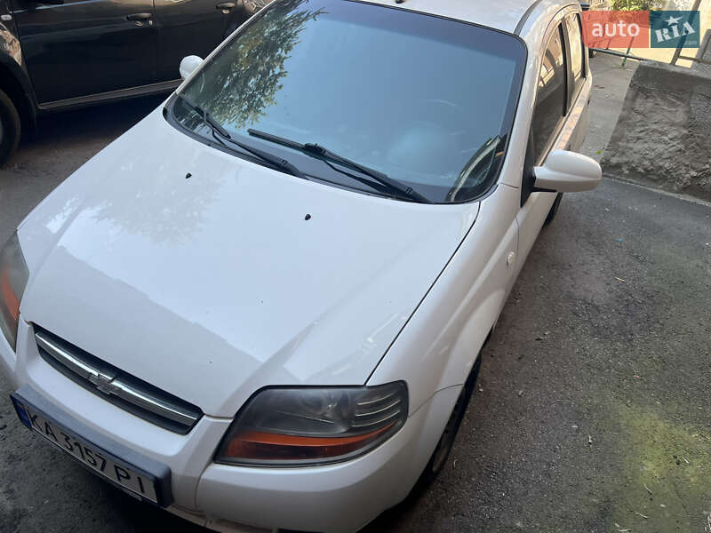 Хэтчбек Chevrolet Aveo 2007 в Киеве