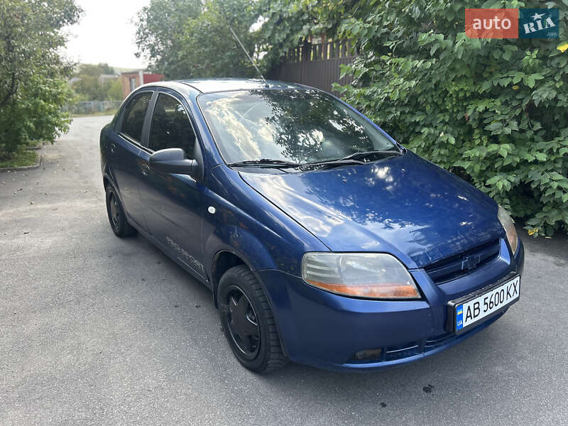 Седан Chevrolet Aveo 2005 в Виннице
