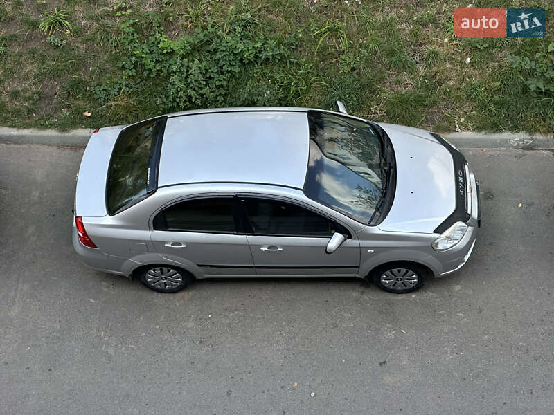 Седан Chevrolet Aveo 2007 в Тернополе