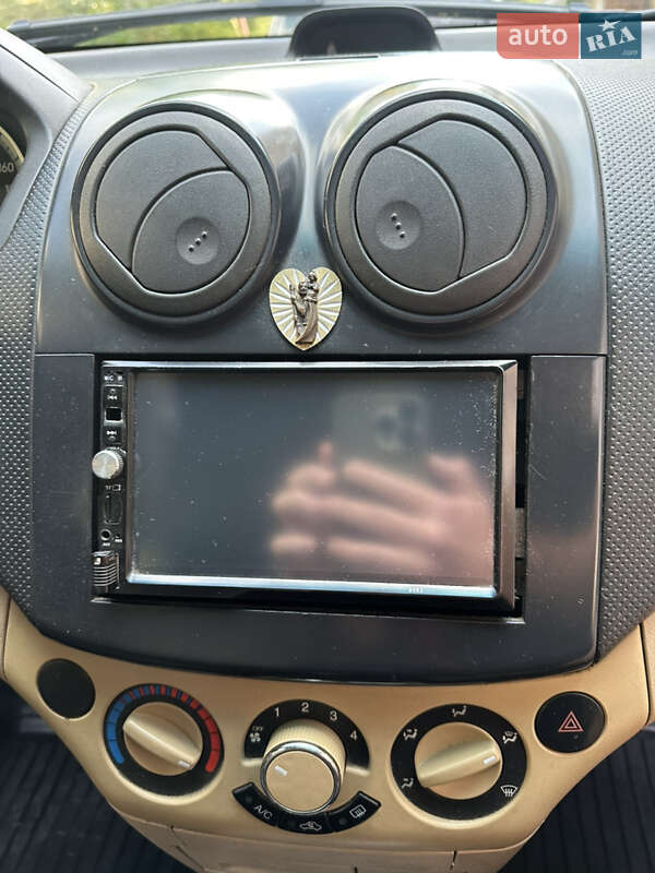 Седан Chevrolet Aveo 2007 в Тернополе