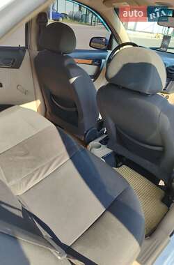 Седан Chevrolet Aveo 2008 в 