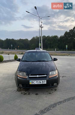 Седан Chevrolet Aveo 2005 в Львові
