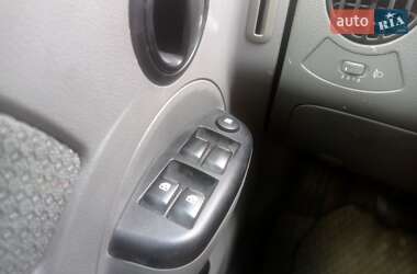 Седан Chevrolet Aveo 2005 в 