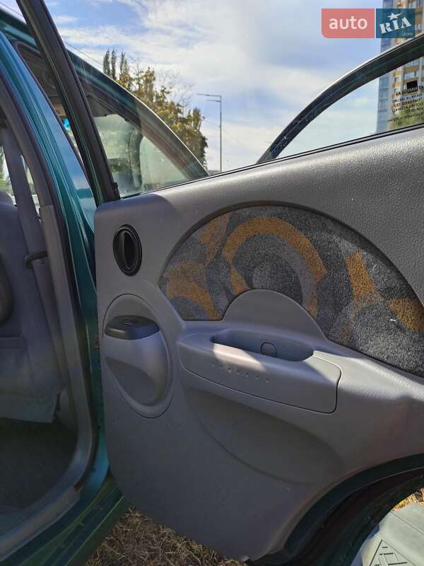 Хэтчбек Chevrolet Aveo 2004 в Киеве