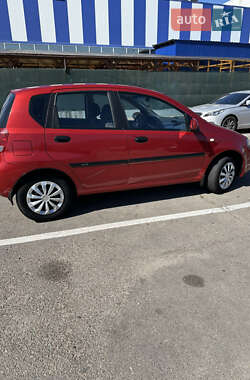 Хэтчбек Chevrolet Aveo 2006 в 