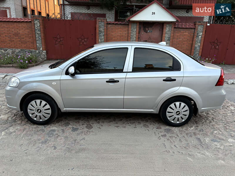 Седан Chevrolet Aveo 2008 в Запорожье