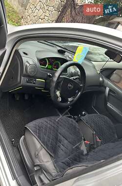 Седан Chevrolet Aveo 2011 в 