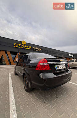 Седан Chevrolet Aveo 2008 в Києві