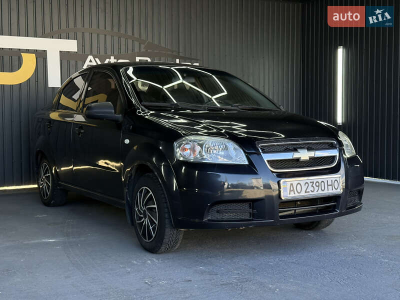 Седан Chevrolet Aveo 2008 в Тячеве