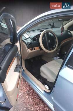 Седан Chevrolet Aveo 2008 в Овруче