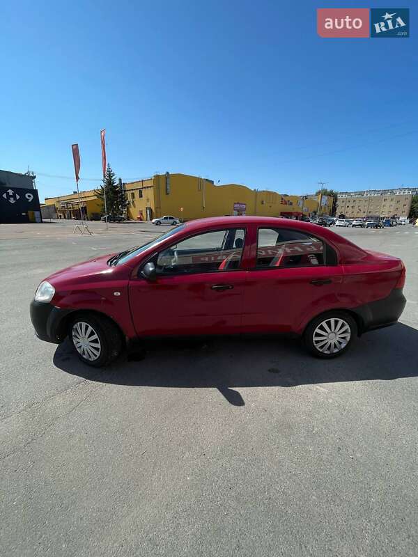 Седан Chevrolet Aveo 2010 в Житомире