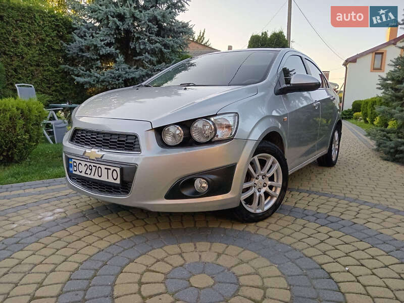 Седан Chevrolet Aveo 2012 в 