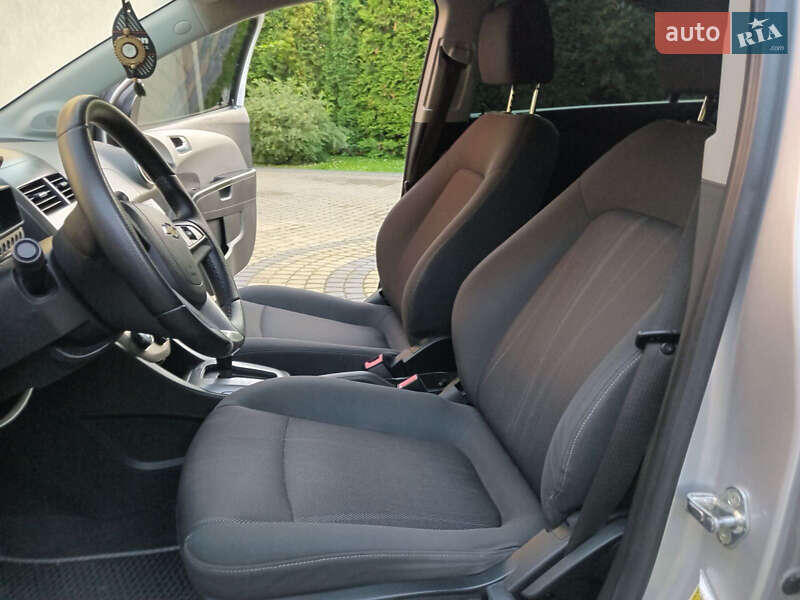 Седан Chevrolet Aveo 2012 в Львові