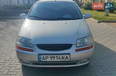 Хетчбек Chevrolet Aveo 2004 в Запоріжжі