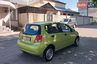 Хэтчбек Chevrolet Aveo 2005 в 