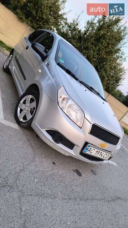 Хэтчбек Chevrolet Aveo 2009 в Владимире
