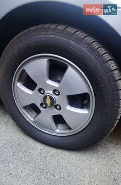Седан Chevrolet Aveo 2011 в 