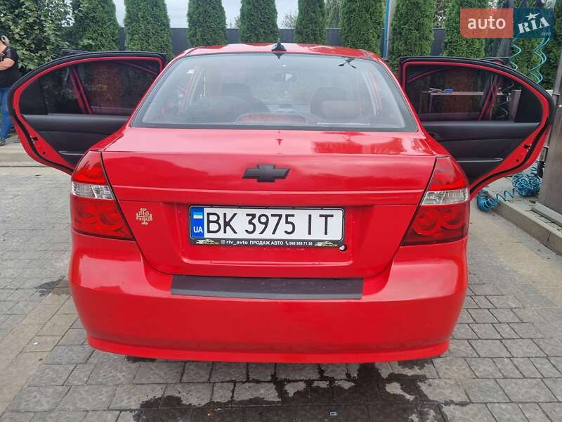 Седан Chevrolet Aveo 2008 в Млиніві