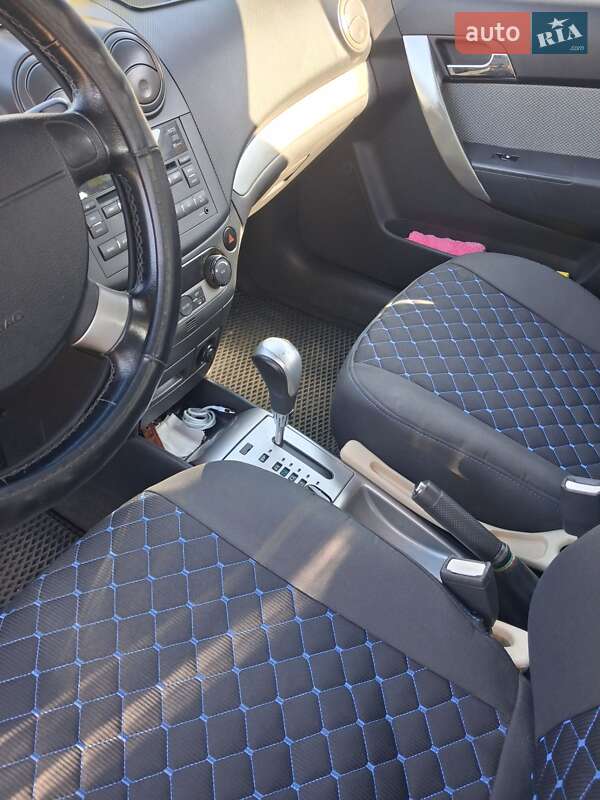 Хэтчбек Chevrolet Aveo 2008 в Николаеве