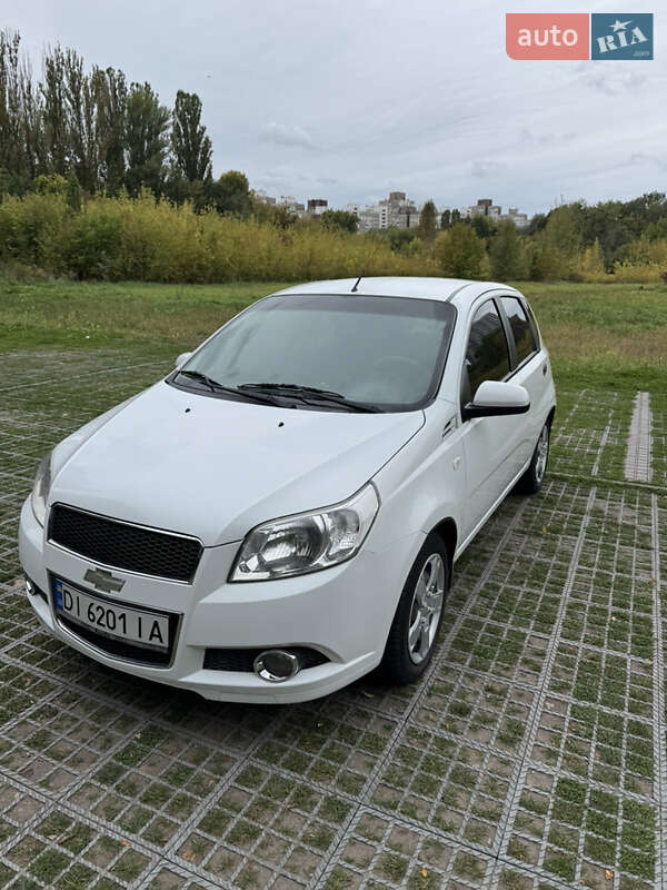 Хетчбек Chevrolet Aveo 2010 в Києві фото 4 Хетчбек Chevrolet Aveo 2010 в Києві