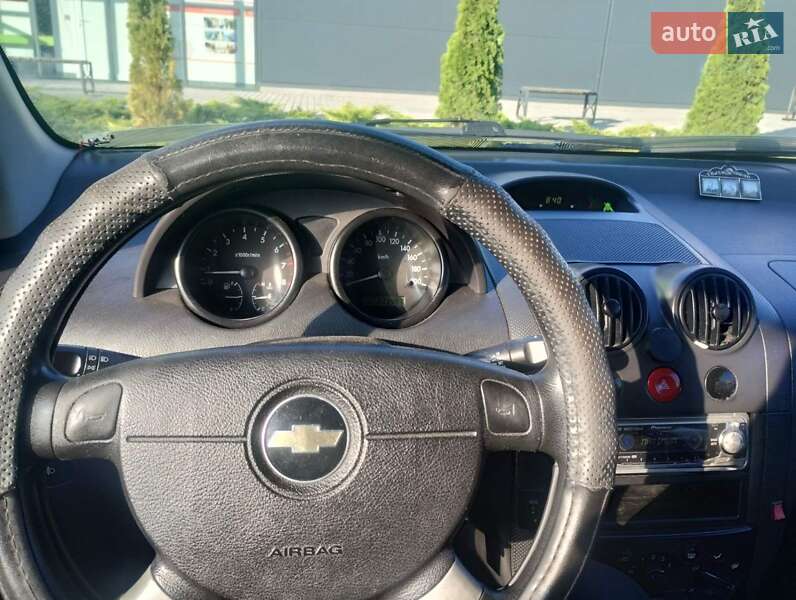 Хетчбек Chevrolet Aveo 2006 в Бучі