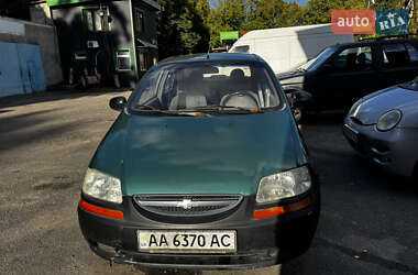 Седан Chevrolet Aveo 2004 в 