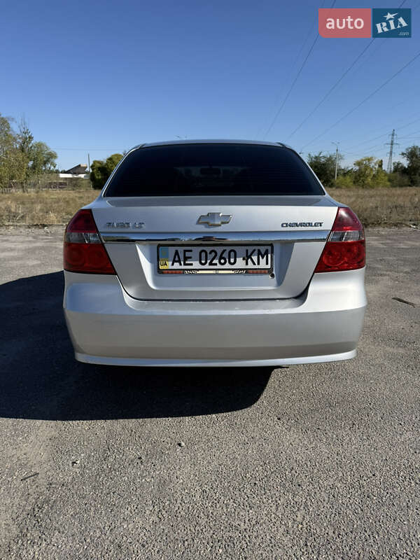 Седан Chevrolet Aveo 2007 в Днепре