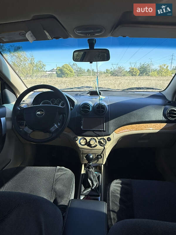 Седан Chevrolet Aveo 2007 в Днепре