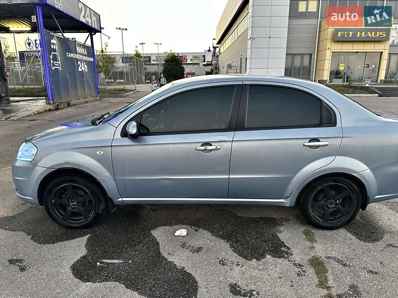 Седан Chevrolet Aveo 2008 в Запорожье