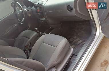 Хэтчбек Chevrolet Aveo 2007 в 