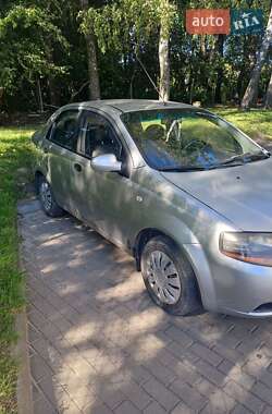 Седан Chevrolet Aveo 2005 в Львові