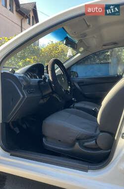 Седан Chevrolet Aveo 2006 в 
