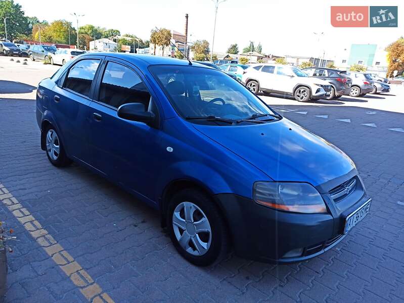 Седан Chevrolet Aveo 2005 в Житомире