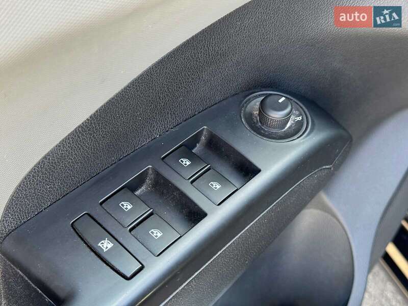 Хетчбек Chevrolet Aveo 2012 в Вінниці фото 14 Хетчбек Chevrolet Aveo 2012 в Вінниці