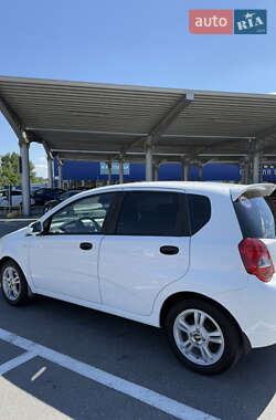 Хетчбек Chevrolet Aveo 2009 в Києві