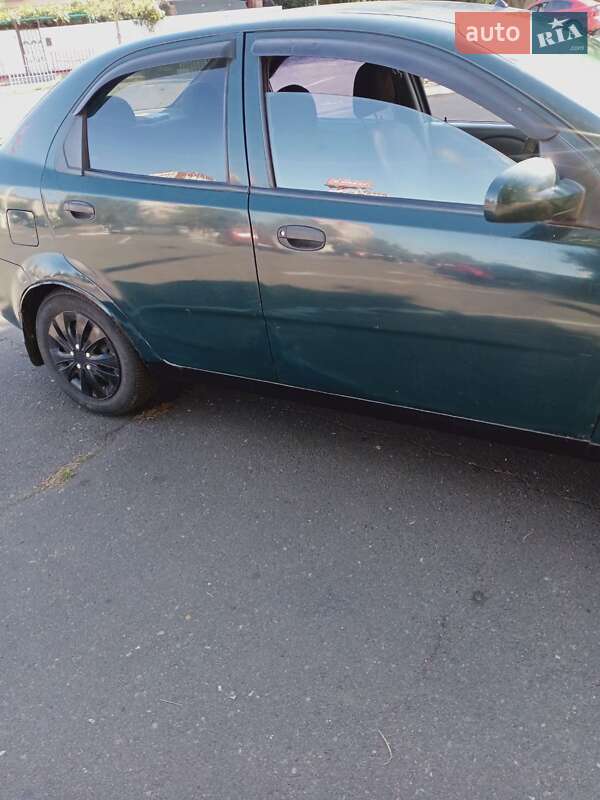 Седан Chevrolet Aveo 2004 в Одессе