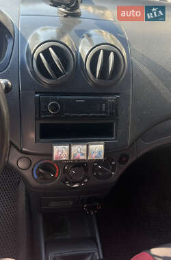 Седан Chevrolet Aveo 2006 в 