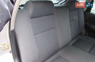 Хэтчбек Chevrolet Aveo 2006 в 