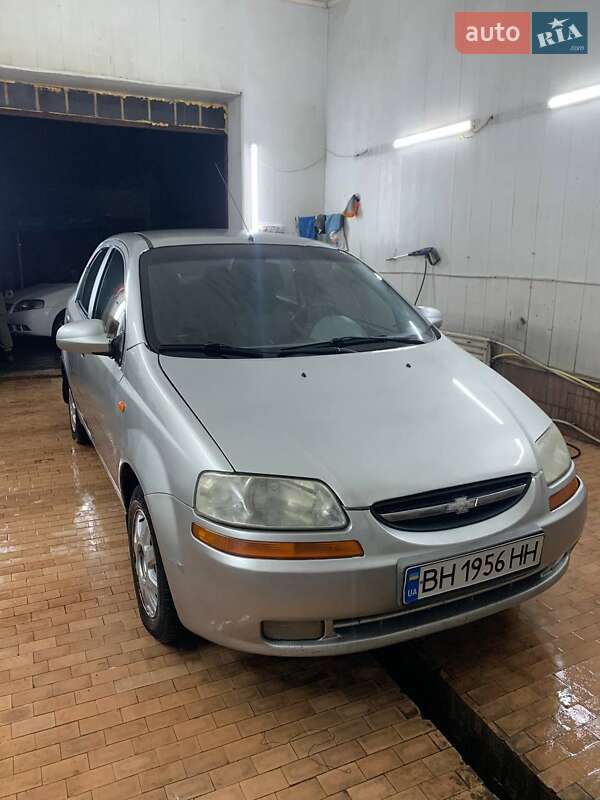 Седан Chevrolet Aveo 2005 в Захарьевке