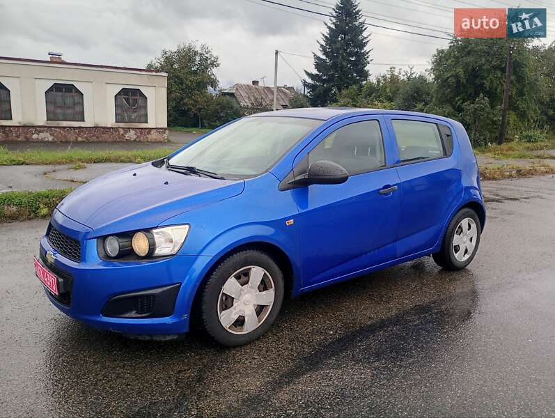 Хетчбек Chevrolet Aveo 2012 в Калуші фото 7 Хетчбек Chevrolet Aveo 2012 в Калуші