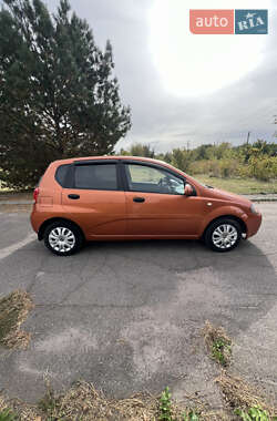 Хэтчбек Chevrolet Aveo 2007 в 