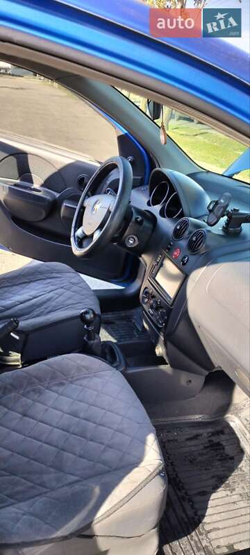 Хэтчбек Chevrolet Aveo 2006 в Запорожье