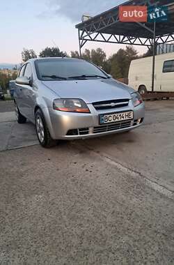 Хэтчбек Chevrolet Aveo 2005 в Новояворовске