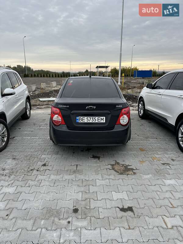 Седан Chevrolet Aveo 2013 в Макарові